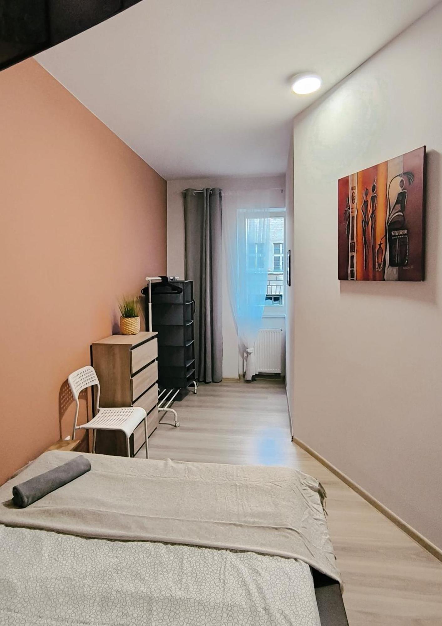 Apartamenty กดัญสก์ ภายนอก รูปภาพ